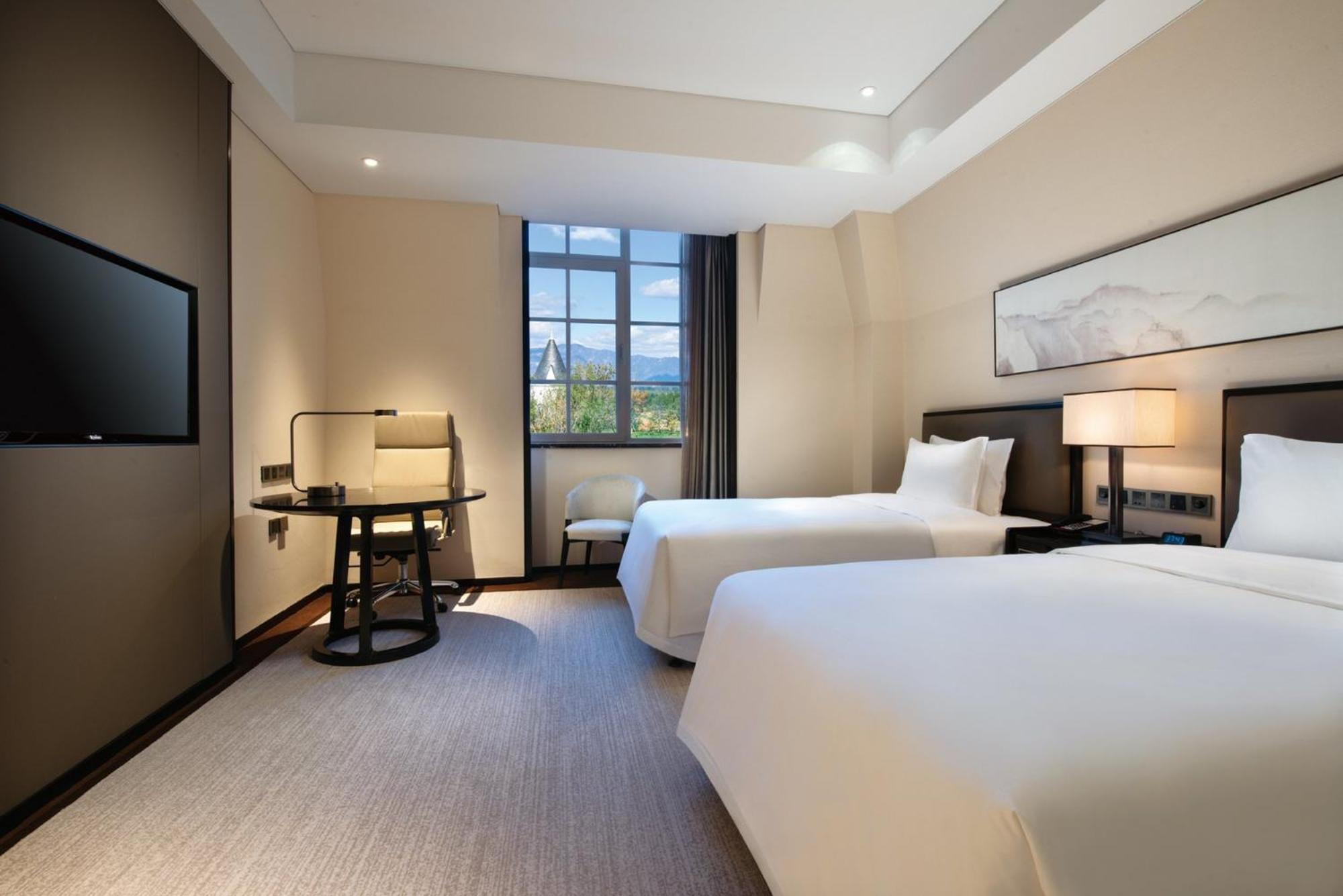 คราวน์ พลาซา หวายไล้ Hotel Dongzhuangzi ภายนอก รูปภาพ