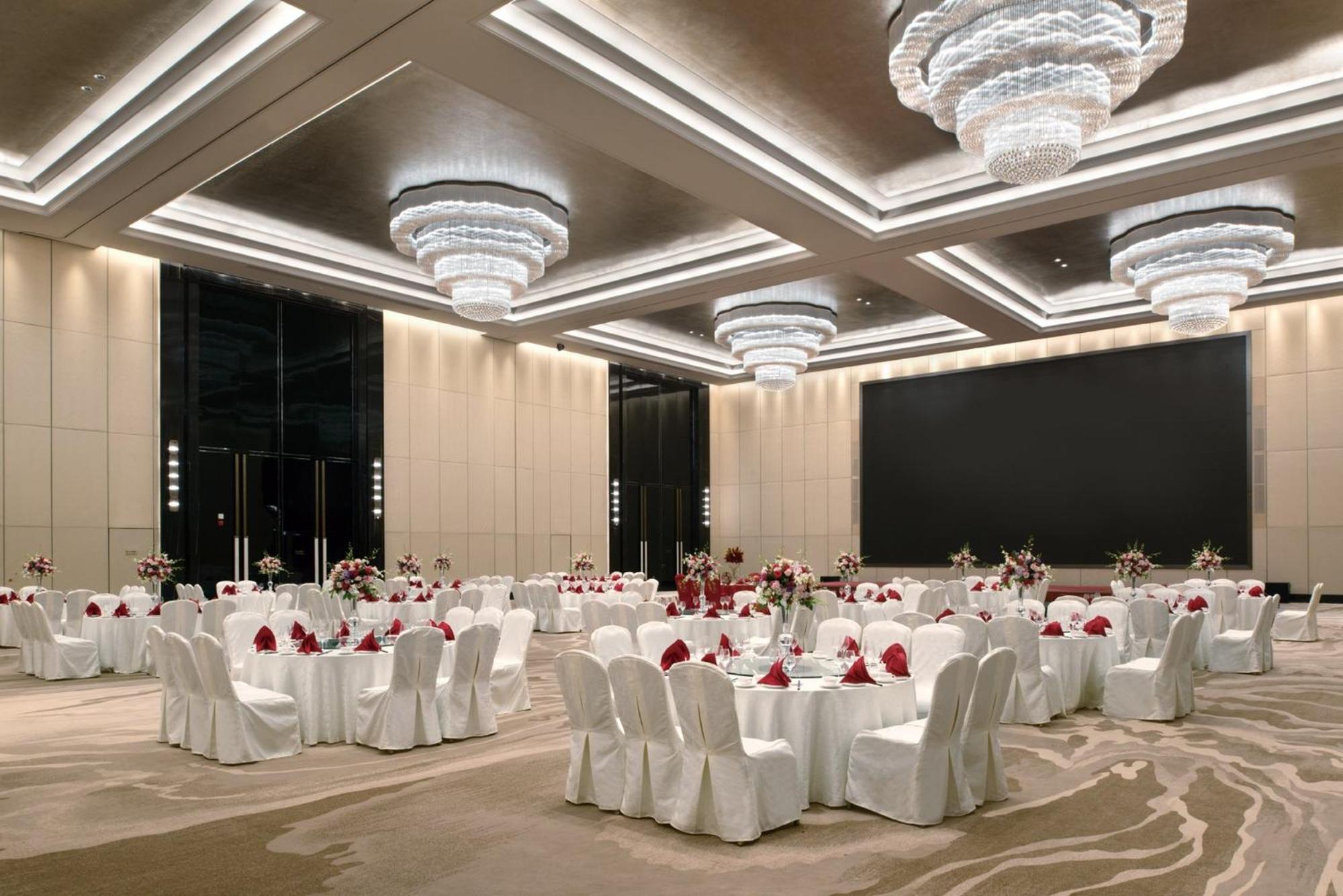 คราวน์ พลาซา หวายไล้ Hotel Dongzhuangzi ภายนอก รูปภาพ